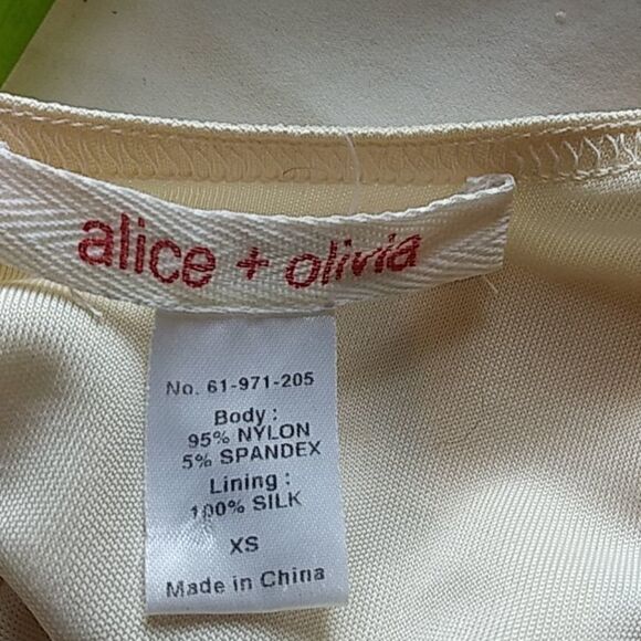 Alice+ Olivia top   - Picture 6 of 6